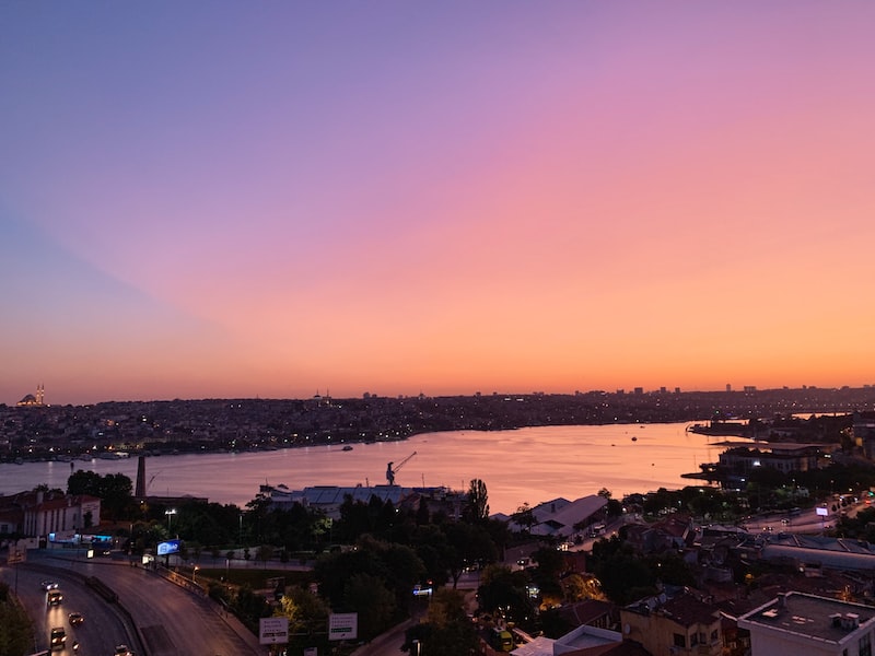 Çelebi Ailesinin Sanat Katkıları Çelebi Ailesinin Sanat Katkıları